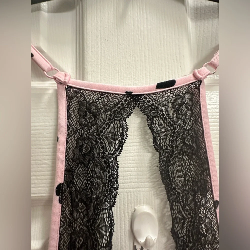 2X (20W-22W) Secret Treasures nightie. Pink with black hearts. Adjustable straps - Picture 3 of 6